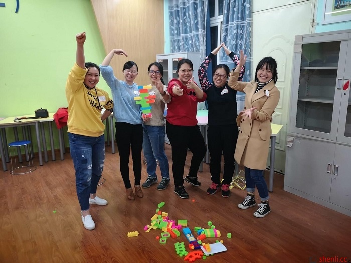 哑人筑塔-室内拓展游戏