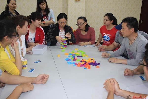 哑人筑塔-室内拓展游戏