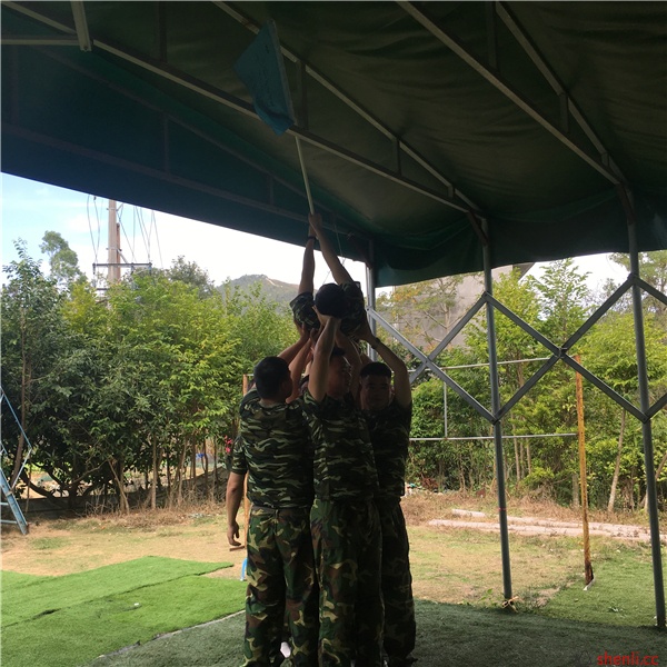 生死托举-户外拓展项目