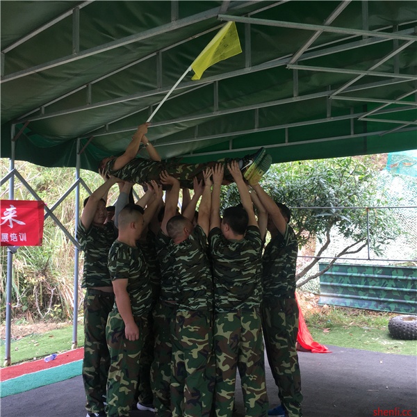 生死托举-户外拓展项目