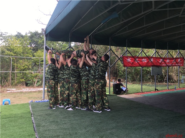 生死托举-户外拓展项目